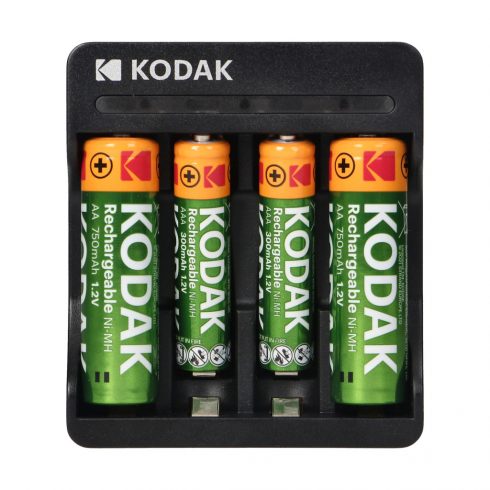 Kodak USB punjač, 2xAA i 2xAAA + 2 AA 700mAh baterije i 2 AAA 350mAh